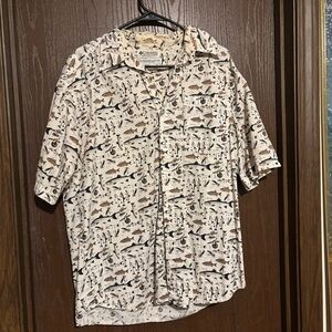 Columbia Men’s Cream Short-Sleeve Fishing Print Button-Down Shirt